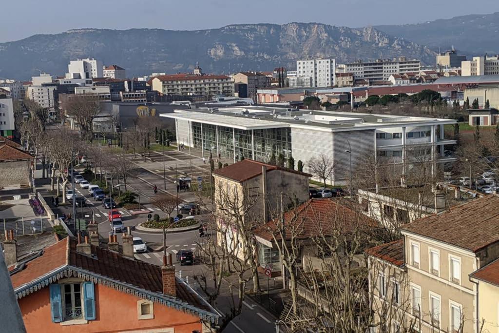 شقة T1 Centre De Valence فالنسيا المظهر الخارجي الصورة